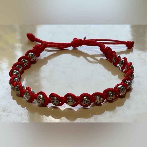 New Threaded Beaded Bracelet - Picture 3 of 4